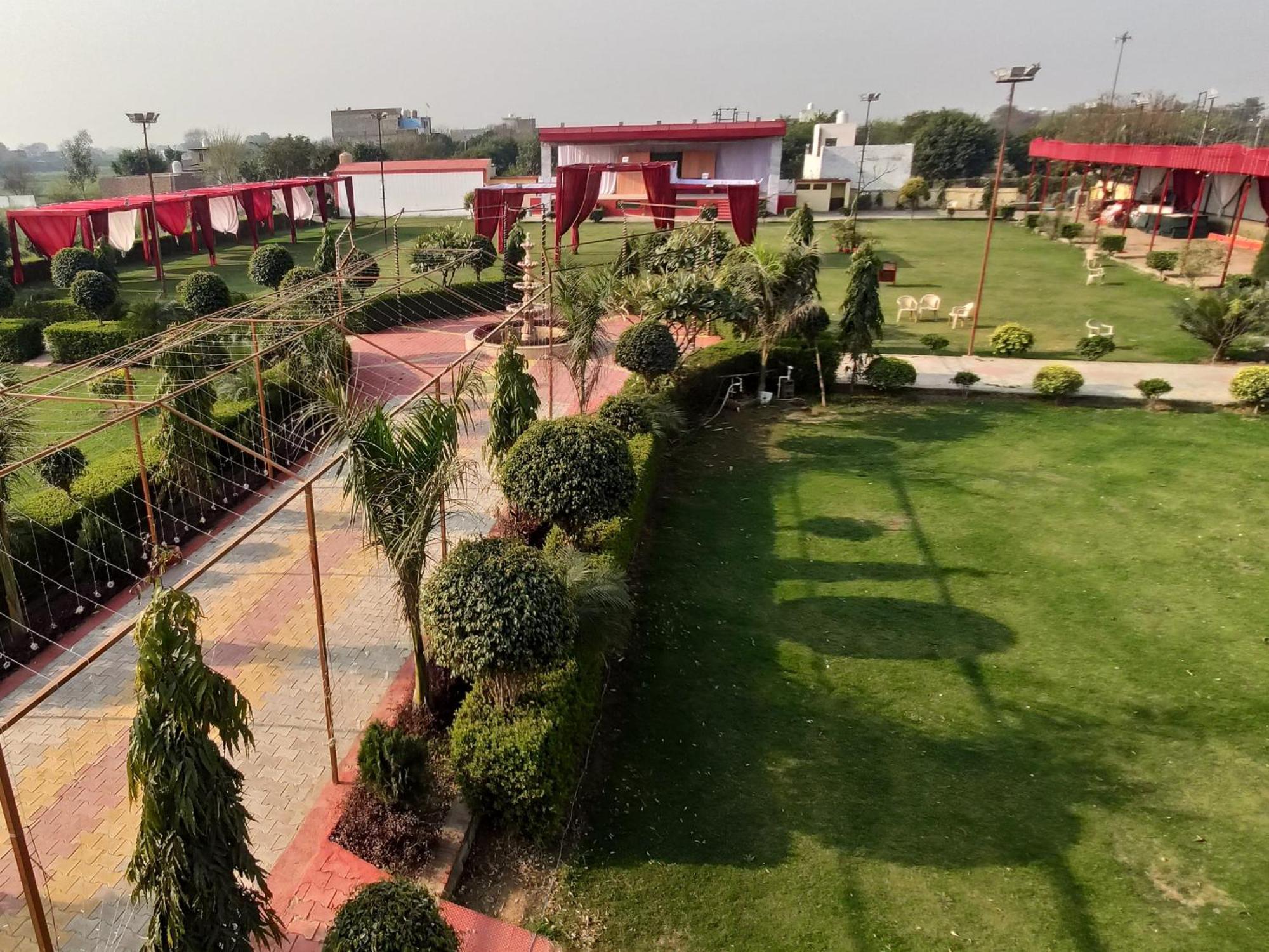 Prem Garden & Resort Mathura Exteriör bild